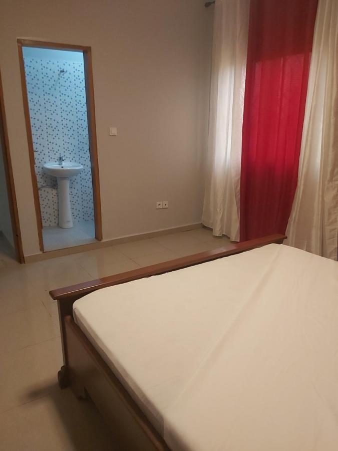 Hotel Appart B4U 야운데 외부 사진