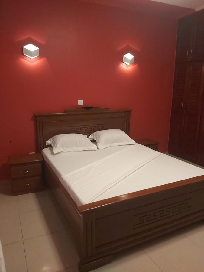 Hotel Appart B4U 야운데 외부 사진