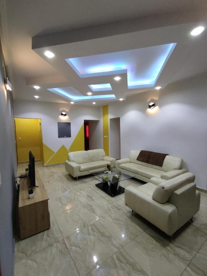 Hotel Appart B4U 야운데 외부 사진